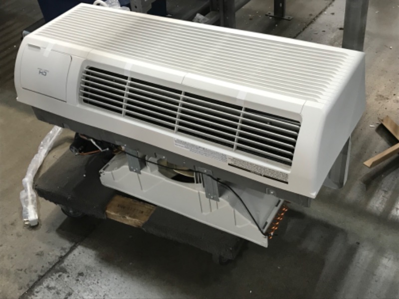 Photo 3 of **UNABLE TO TEST** VIEW PHOTO OF PRONG **
Cooper & Hunter 12,000 BTU PTAC Packaged Terminal Air Conditioner with 3.5 kW Electric Heater and Electric Cord
