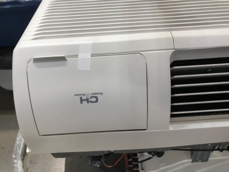 Photo 6 of **UNABLE TO TEST** VIEW PHOTO OF PRONG **
Cooper & Hunter 12,000 BTU PTAC Packaged Terminal Air Conditioner with 3.5 kW Electric Heater and Electric Cord
