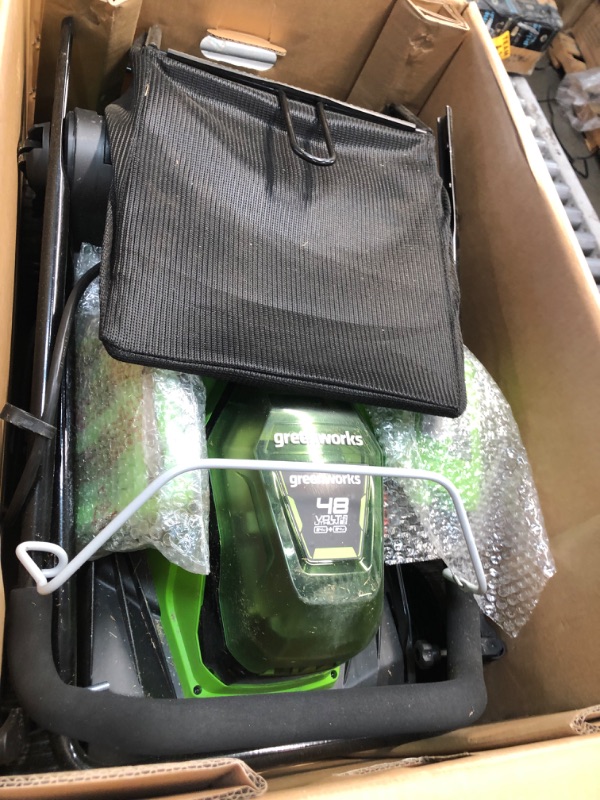 Photo 3 of "Greenworks 2526302AZ 24V/48V 17" Cordless Lawn Mower Kit W/ 4AH USB Batteries"
