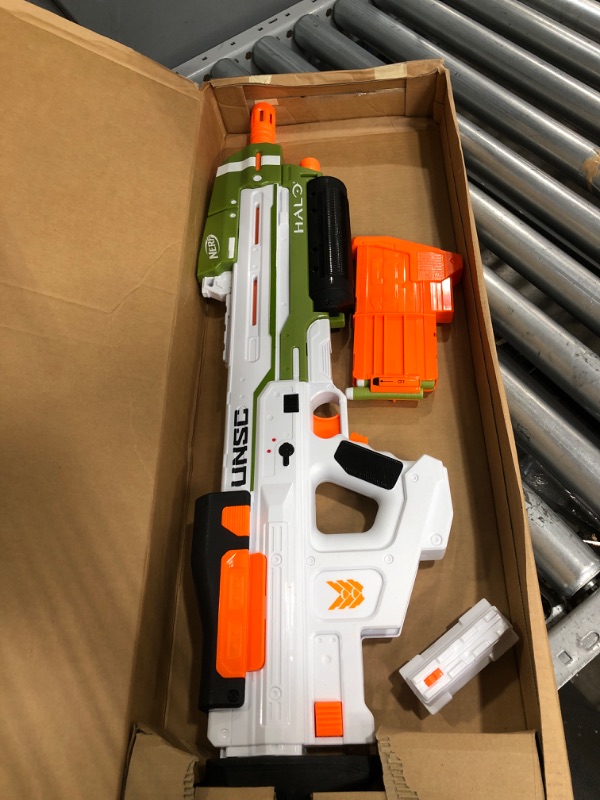 Photo 2 of ***PARTS ONLY*** NERF Halo MA40 Motorized Dart Blaster -- Includes Removable 10-Dart Clip, 10 Official Elite Darts, and Attachable Rail Riser
