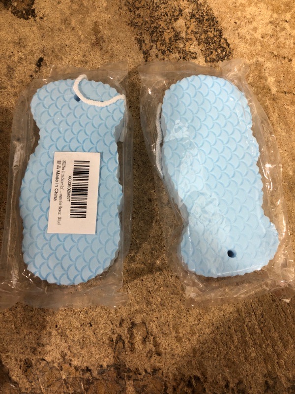 Photo 1 of 2 ITEMS Exfoliating Bath Sponge, BUNDLE