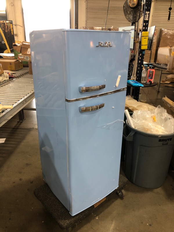 Photo 2 of RCA RFR786-BLUE 2 Door Apartment Size Refrigerator with Freezer, 7.5 cu. ft, Retro Blue
