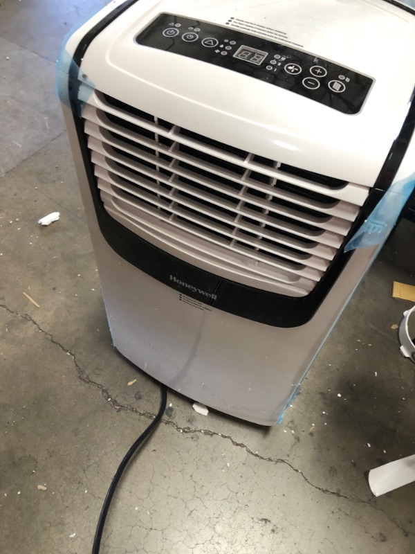 Photo 3 of Honeywell White/Black MO08CESWK6 9,100 (ASHRAE)/6,100 BTU (SACC) Portable Air Conditioner, 400 Sq. Ft
