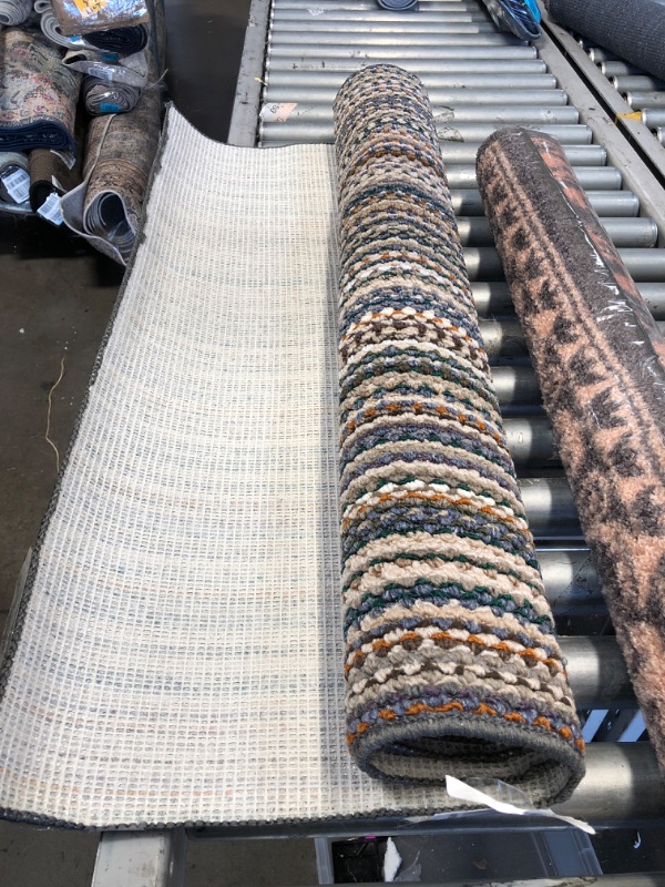 Photo 1 of 3' X 5' RUNNER RUG 