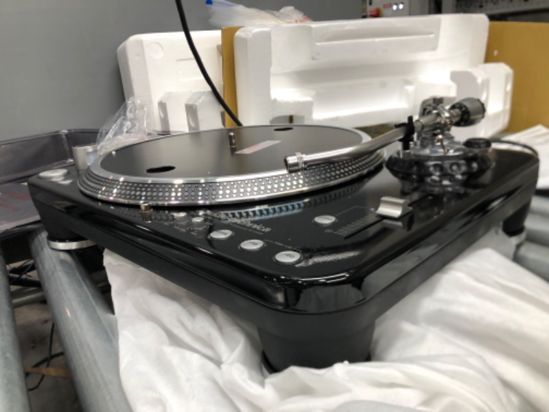 Photo 1 of Audio-Technica ATLP1240USBXP Direct-Drive Professional DJ Turntable (USB and Analog)