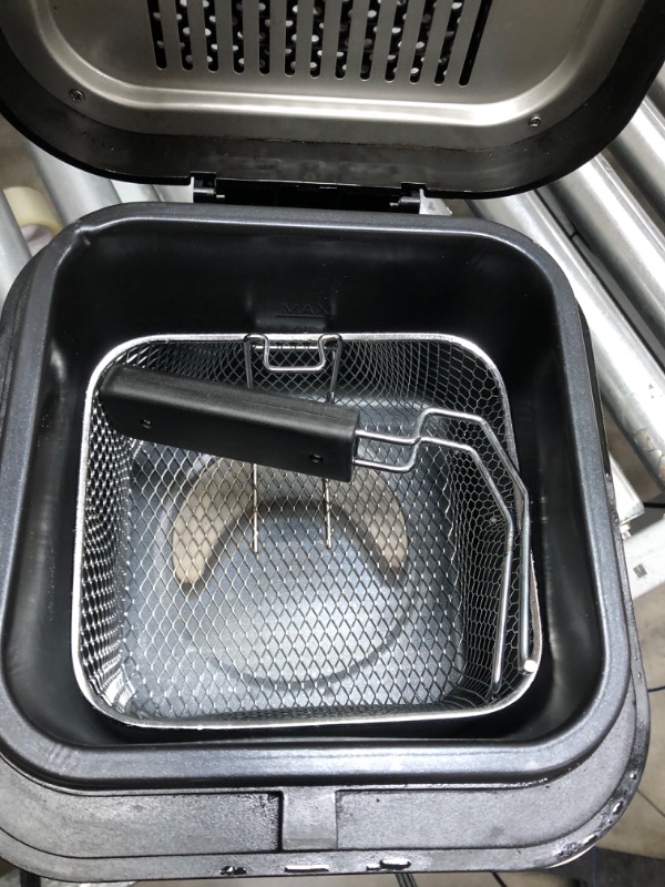 Photo 1 of Deep Fryer CUSIMAX Electric Deep Fryer with Basket and Drip Hook, 2.5L/2.6QT Oil Capacity Fish Fryer with Temperature Control, Removable Lid, View Window, Stainless Steel Oil Fryer, 1200W