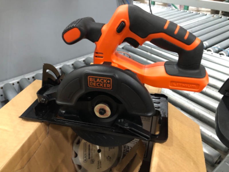 Photo 2 of ***PARTS ONLY*** BLACK+DECKER 20V MAX* POWERCONNECT 5-1/2 in. Cordless Circular Saw, Tool Only (BDCCS20B)

