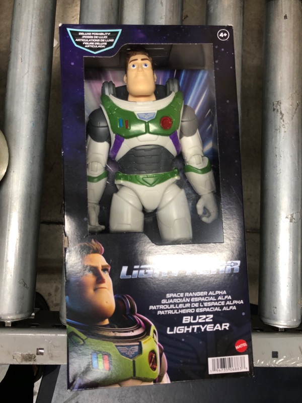 Photo 2 of Disney Pixar Lightyear Large 12 Space Ranger Alpha Buzz Lightyear Action Figure