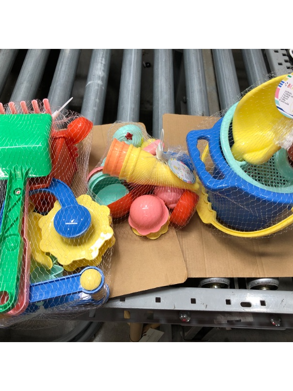 Photo 1 of Bundle Of Beach Toy's 32 Pieces