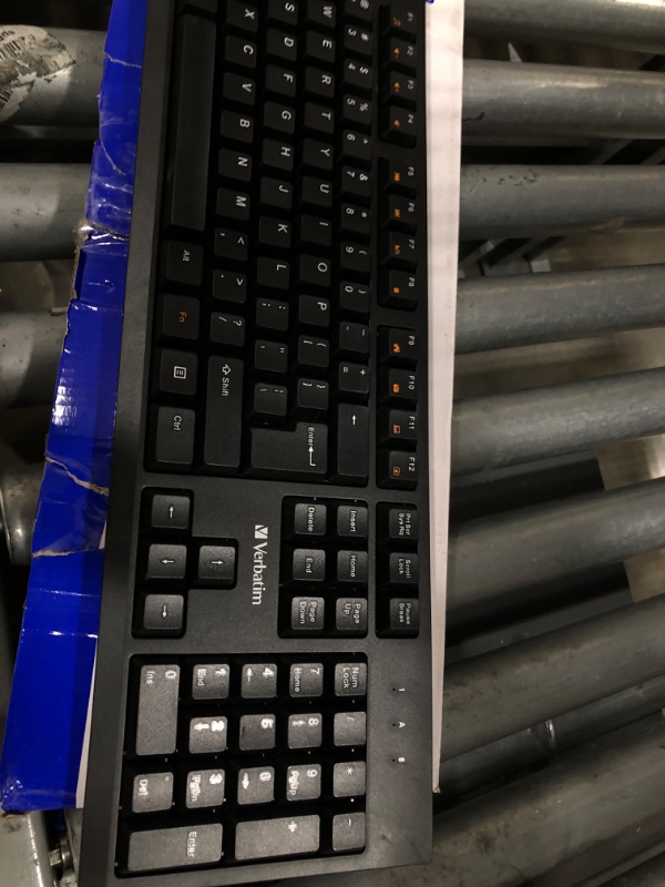 Photo 6 of Verbatim Wireless Keyboard and Mouse Combo