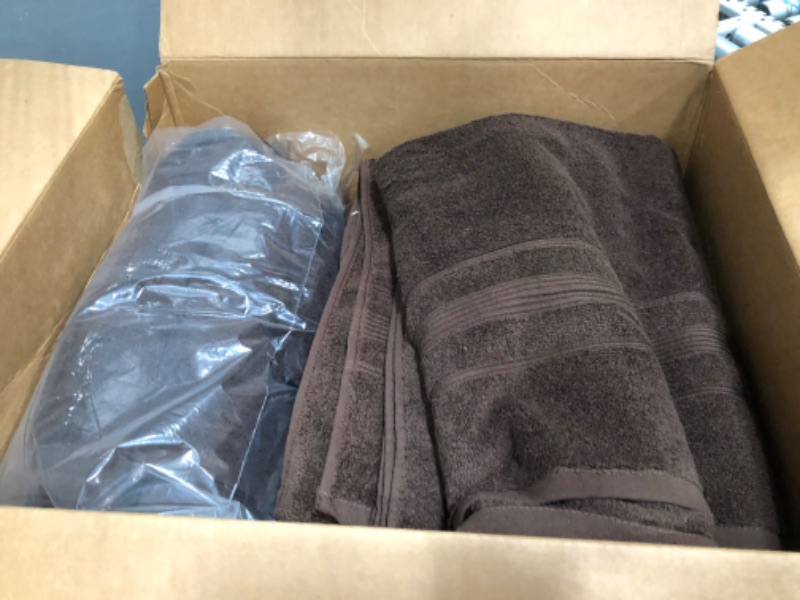 Photo 3 of  6 Piece Towel Set