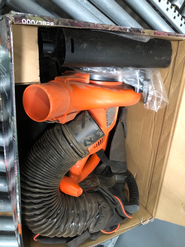 Photo 3 of ***PARTS ONLY*** BLACK+DECKER  12-Amp 400-CFM 250-MPH Corded Electric Leaf Blower 