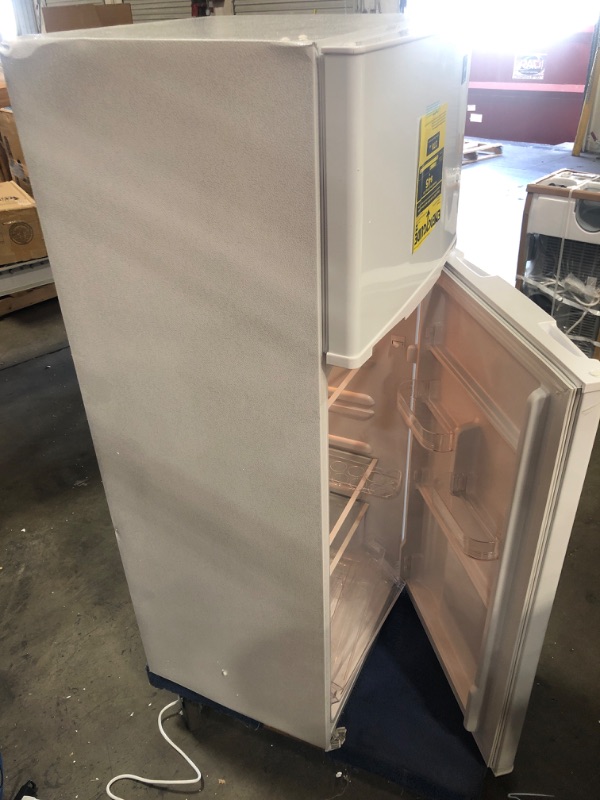 Photo 3 of **DAMAGED** USED** RCA 7.5 Cu. Ft. Top Freezer Refrigerator RFR741, White