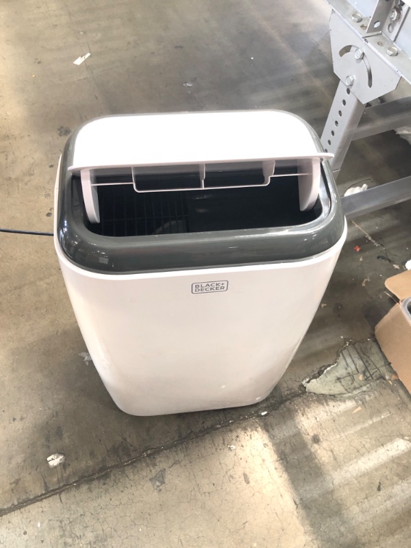 Photo 3 of (NON FUNCTIONING EXHAUST; COSMETIC DAMAGES; MISSING ATTACHMENTS) Black+decker 8,000 BTU Portable Air Conditioner with Remote Control, White