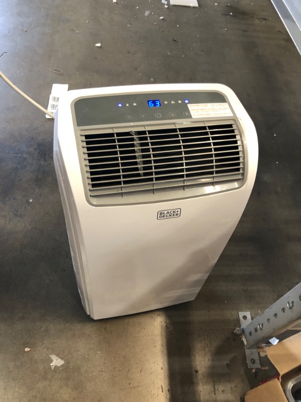 Photo 3 of (NON FUNCTIONING EXHAUST) BLACK+DECKER 14,000 BTU Portable Air Conditioner with Heat and Remote Control, White
