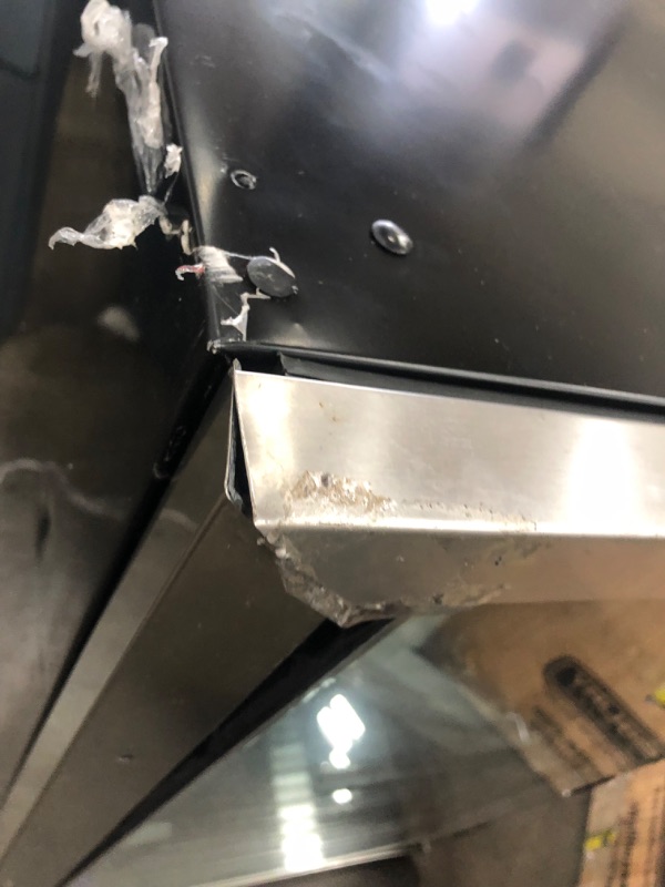 Photo 1 of (BROKEN-OFF DOOR/GLASS; MULT. DENTS) Frigidaire Single Zone 20.43 in. 126 (12 oz.) Can Beverage Cooler