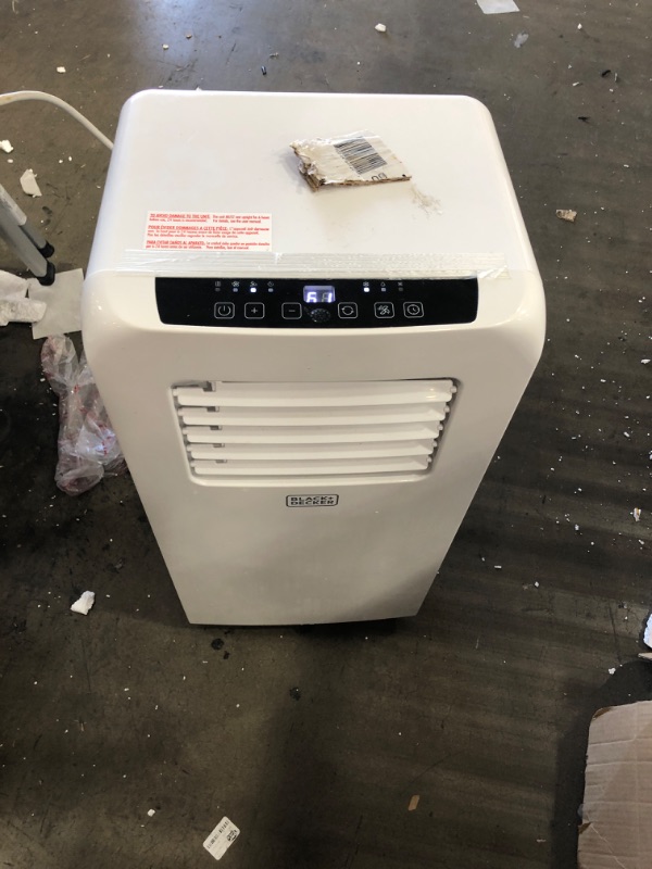 Photo 1 of (AUDIBLE DAMAGED MOTOR) Black+Decker 10000 Btu Portable Air Conditioner With Remote Control White