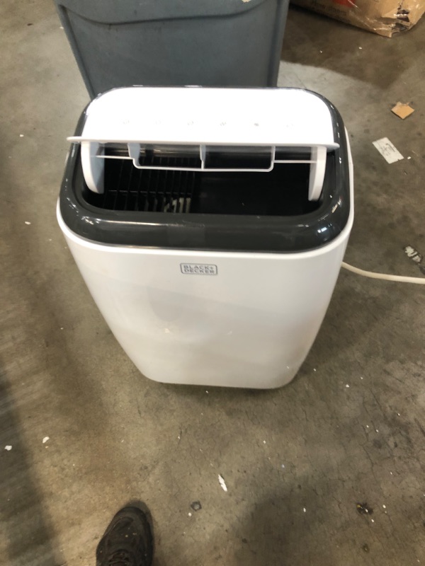 Photo 5 of (NON FUNCTIONING MAIN MOTOR; MISSING ATTACHMENTS) BLACK+DECKER 14,000 BTU Portable Air Conditioner with Heat and Remote Control, White
