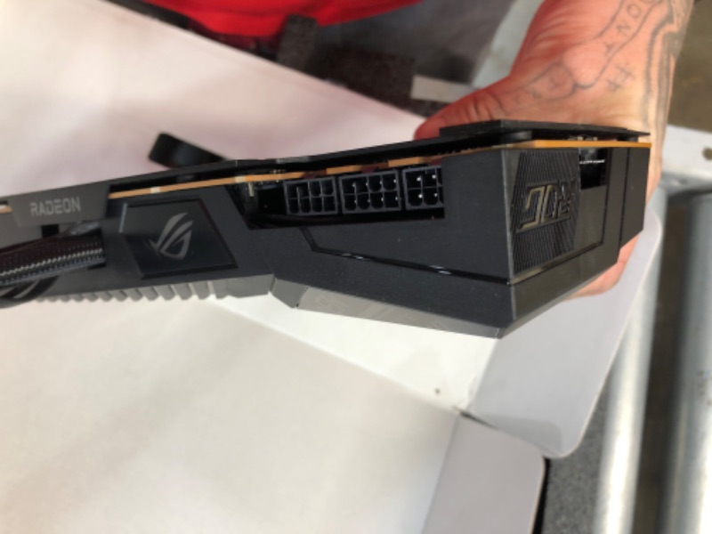 Photo 1 of Asus ROG AMD Radeon RX 6900 XT Graphic Card - 16 GB GDDR6 (1844821)
