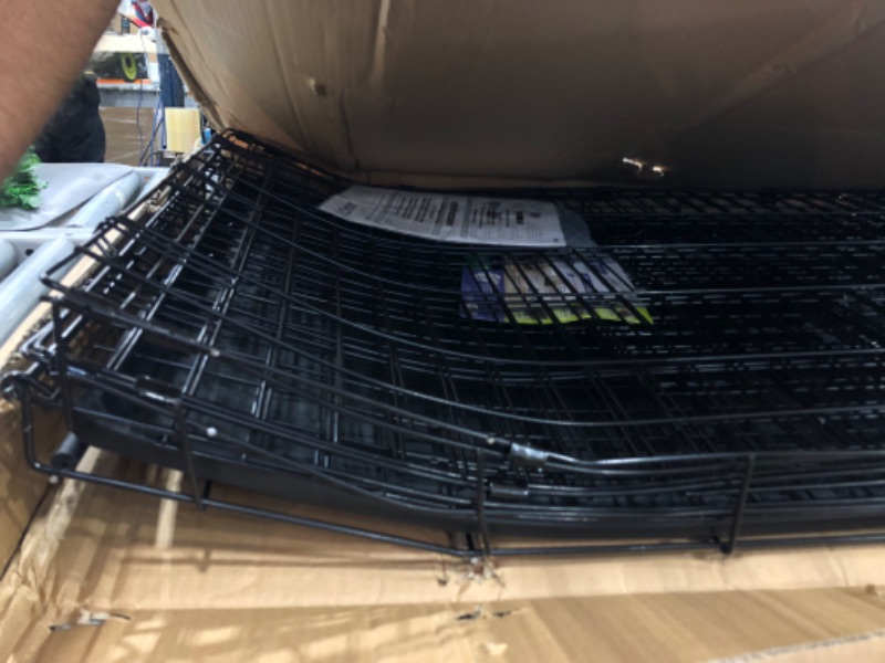 Photo 3 of (DAMAGE)MidWest iCrate Fold & Carry Single Door Collapsible Wire Dog Crate, 42 inch
**BENT**