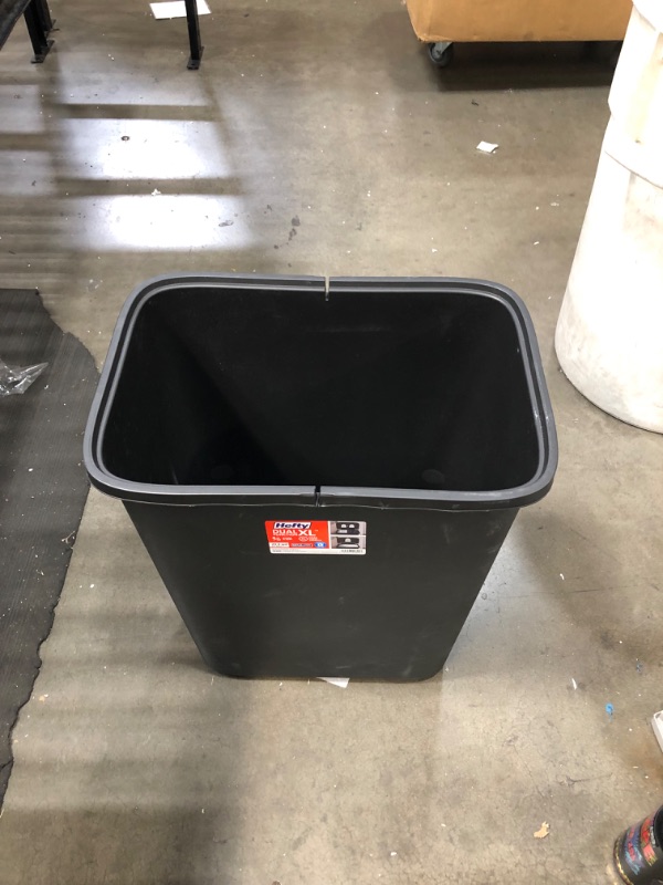 Photo 5 of **lid is loose**
Hefty 20.4gal XL Dual Function Trash Can Black