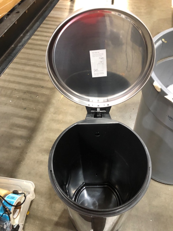 Photo 3 of 30L Round Step Trash Can - Brightroom™

