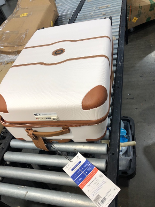 Photo 2 of Delsey Chatelet Air 2 28 Spinner Suitcase
