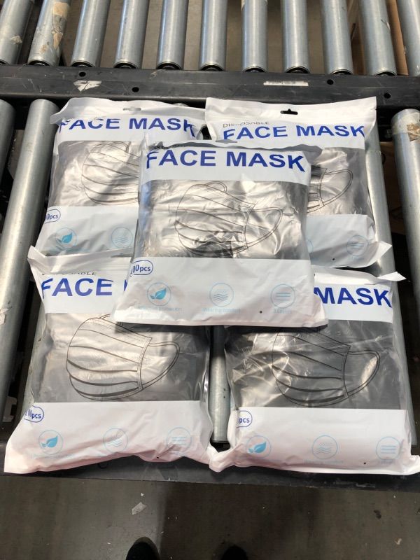 Photo 3 of 100Pcs Disposable Face Masks BUNDLE OF 5 