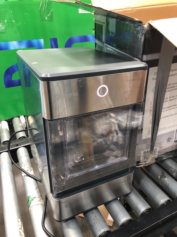 Photo 6 of -USED-
GE Profile Opal | Countertop Nugget Ice Maker with Side Tank | Portable Ice Machine Makes up to 24 Lbs. of Ice per Day | Stainless Steel Finish
