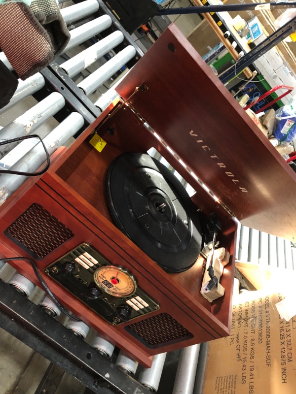 Photo 5 of -NOT FUNCTIONAL-PARTS ONLY!!
Victrola Nostalgic 6-in-1 Bluetooth Record Player & Multimedia Center with Built-in Speakers - 3-Speed Turntable, CD & Cassette Player, FM Radio | Wireless Music Streaming | Mahogany
