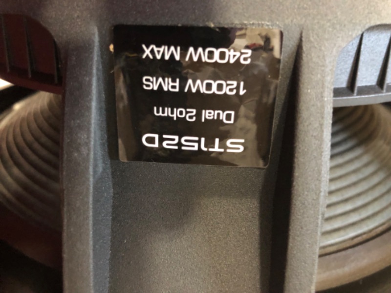 Photo 5 of Cerwin-Vega ST152D Stroker 2400 Watts 2 Ohms/1200Watts RMS Power Handling Max 15-Inch Dual Voice Coil
- Missing/loose hardware
