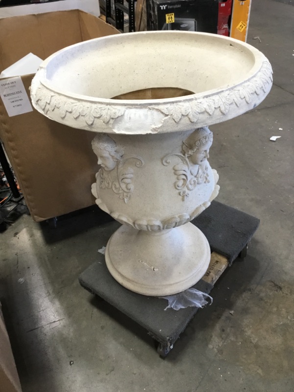 Photo 2 of **Read below**Design Toscano Goddess Flora Architectural Garden Urn Statue with Plinth