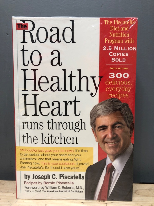 Photo 2 of The Road to a Healthy Heart Runs through the Kitchen Paperback – December 12, 2005