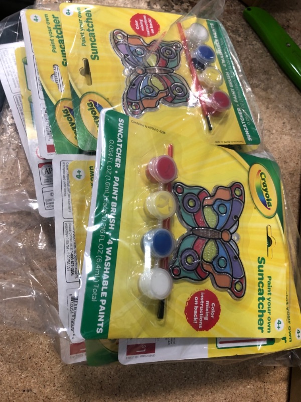 Photo 2 of  20 PACK**CRAYOLA PAINT YOUR OWN SUNCATCHER