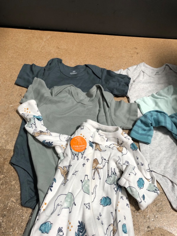 Photo 2 of Baby Cloths Bundle, 6 Items 
One Piece Outfits NB and 18M 