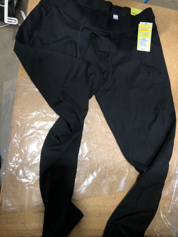 Photo 2 of All in Motion Men's Fitted 3/4 Tights - xxl 
