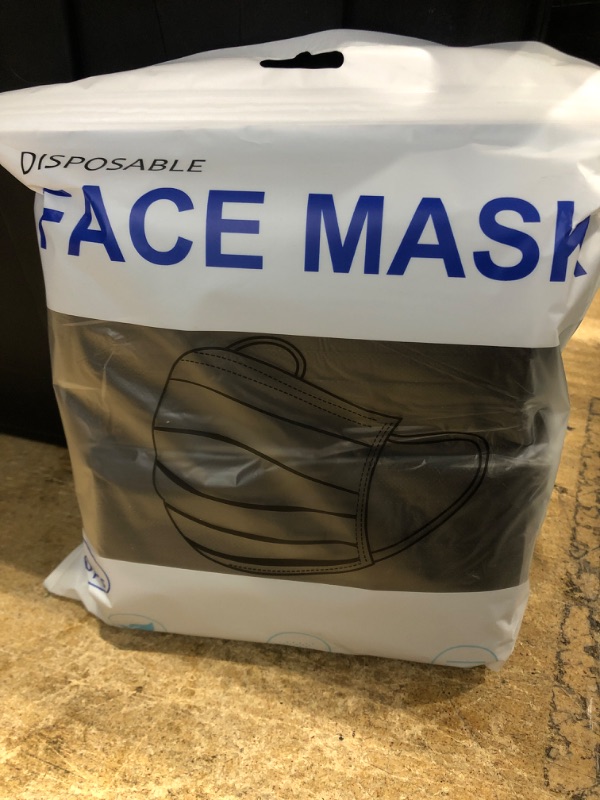 Photo 2 of 100Pcs Disposable Face Masks
