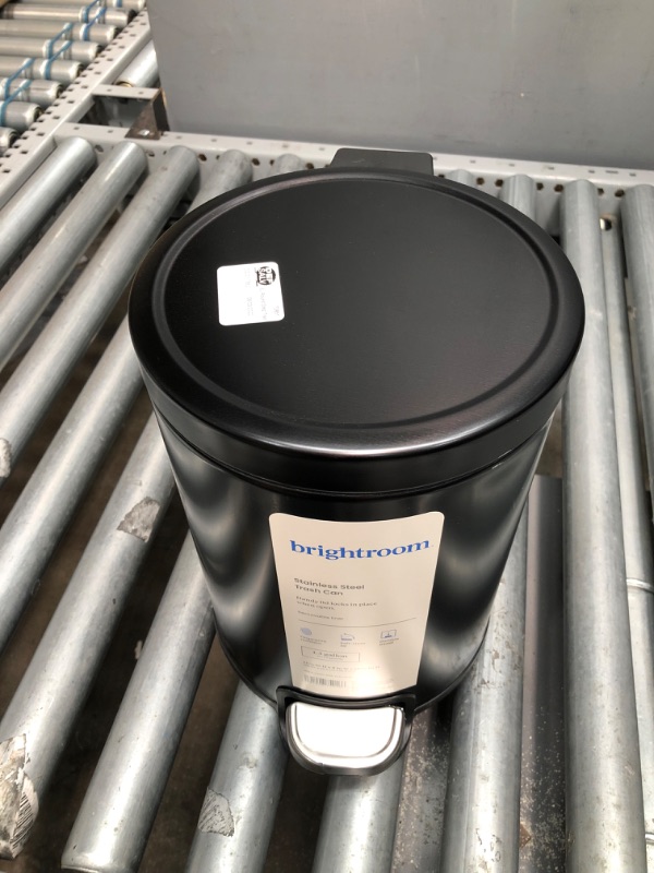 Photo 4 of 5L Round Step Trash Can - Brightroom™