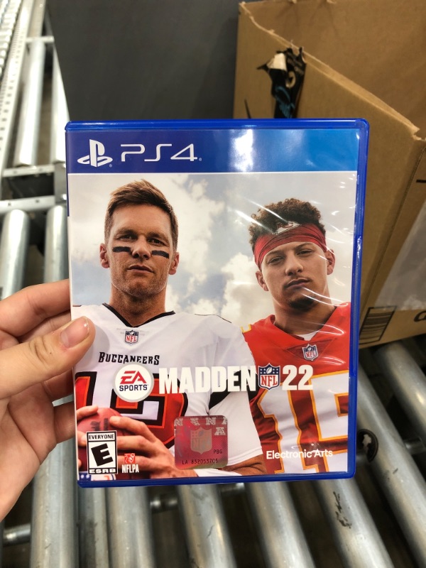 Photo 2 of Madden NFL 22
