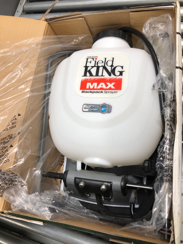 Photo 2 of FIELD KING MAX 190348 BACKPACK SPRAYER FOR PROFESSIONALS