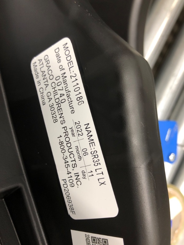 Photo 1 of Graco SnugRide 35 Lite LX Infant Car Seat - Studio
