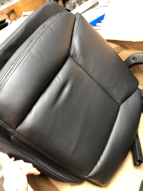 Photo 5 of Amazon basics classic puresoft pu-padded mid black office chair