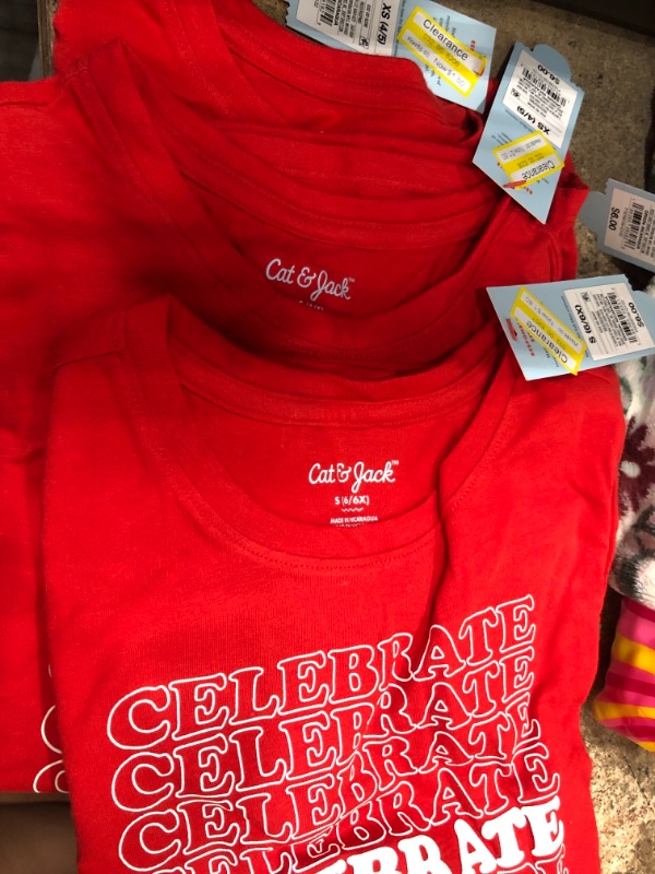 Photo 1 of 3 PACK - Girs' 'Ceebrate' Short Seeve Graphic T-Shirt - Cat & Jack™
 - SIZE: XS, S