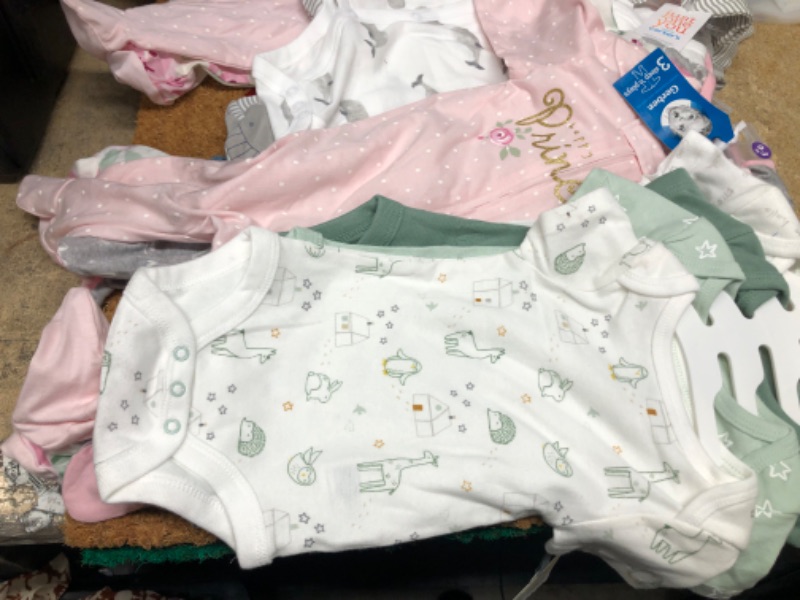 Photo 2 of 0-3M baby clothing 