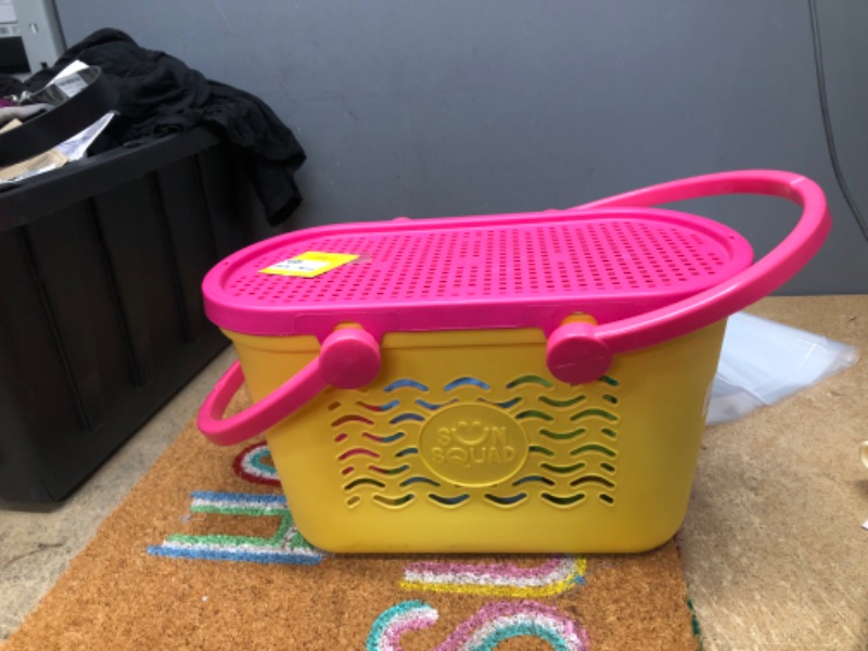 Photo 1 of 10pc Carry Bucket Sand Toy Set - Sun Squad
