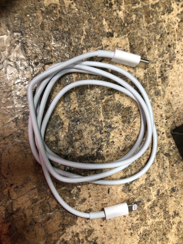 Photo 2 of Apple - 3.3' USB Type C-to-Lightning Charging Cable - White
