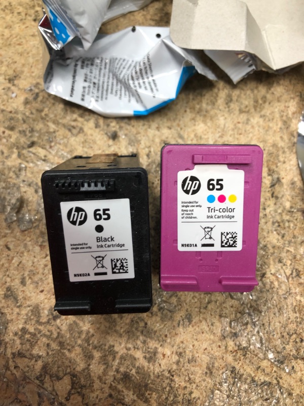 Photo 3 of HP - 65 2-pack Standard Capacity Ink Cartridges - Black & Tri-Color
