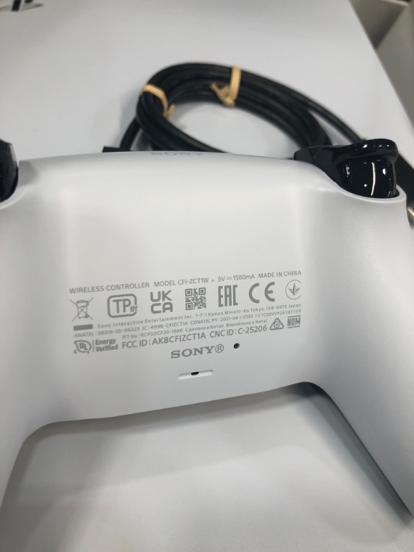 Photo 5 of PlayStation 5 Console CFI-1102A