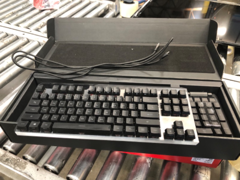 Photo 2 of ASUS ROG Claymore II Wireless Modular Gaming Mechanical Keyboard