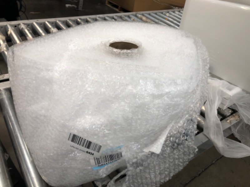 Photo 2 of Amazon Basics Perforated Bubble Cushioning Wrap - Small 3/16", 12-Inch x 175-Foot Long Roll Bubble Wrap